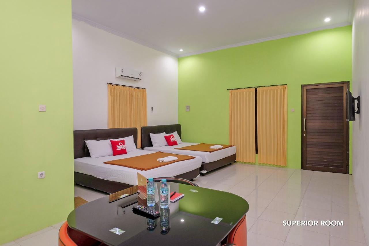 Zen Rooms B Walk Batu Malang Exterior photo